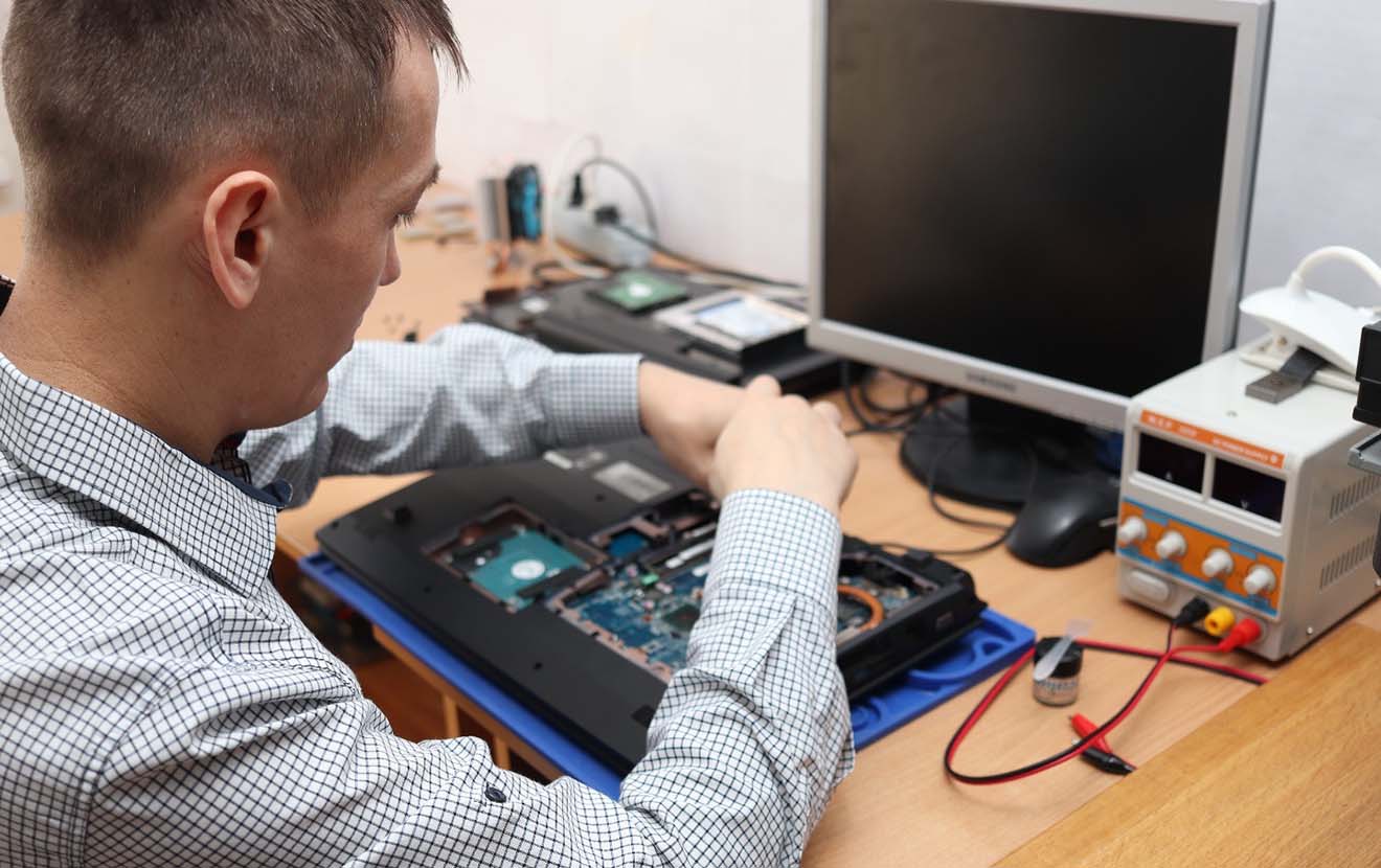 Мастер по ремонту компьютеров в Бресте